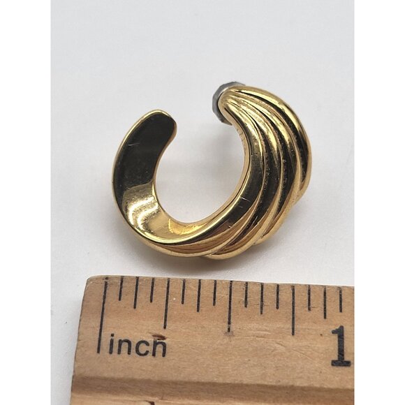 Vintage Gold Tone Monet Pierced Earrings Swirl C Half Hoop Classic - Picture 5 of 7